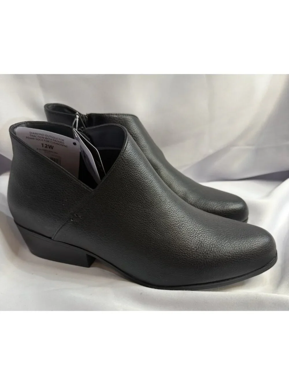 Aerosoles Women’s Size 12 WIDE Width Black Ankle Boots Bootie Side Zip *RT